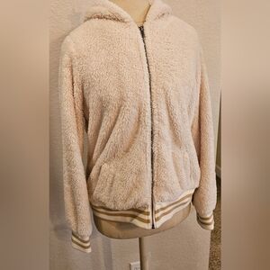 TORRID Faux Fur Fuzzy Full Zip Hoodie W/ ribbed cuff & waist Ivory/tan Large